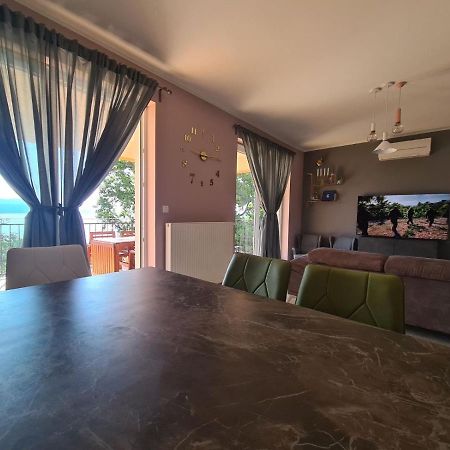 Family Apartment Nekic Abbazia Esterno foto